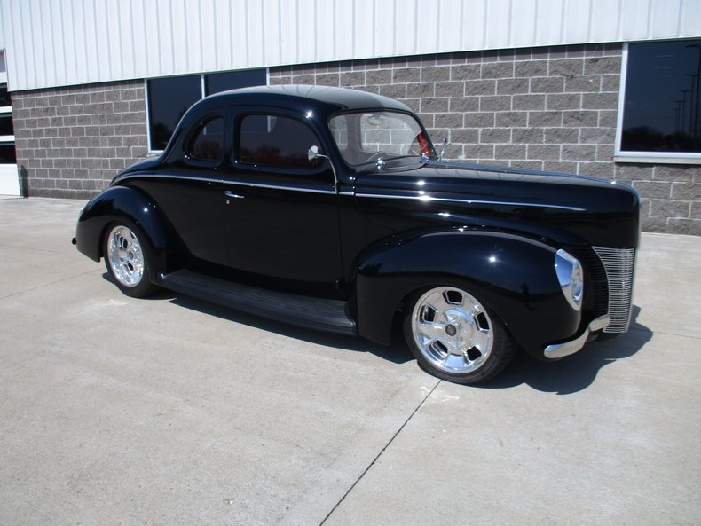 1940 Ford Custom Hot Rod Coupe 1