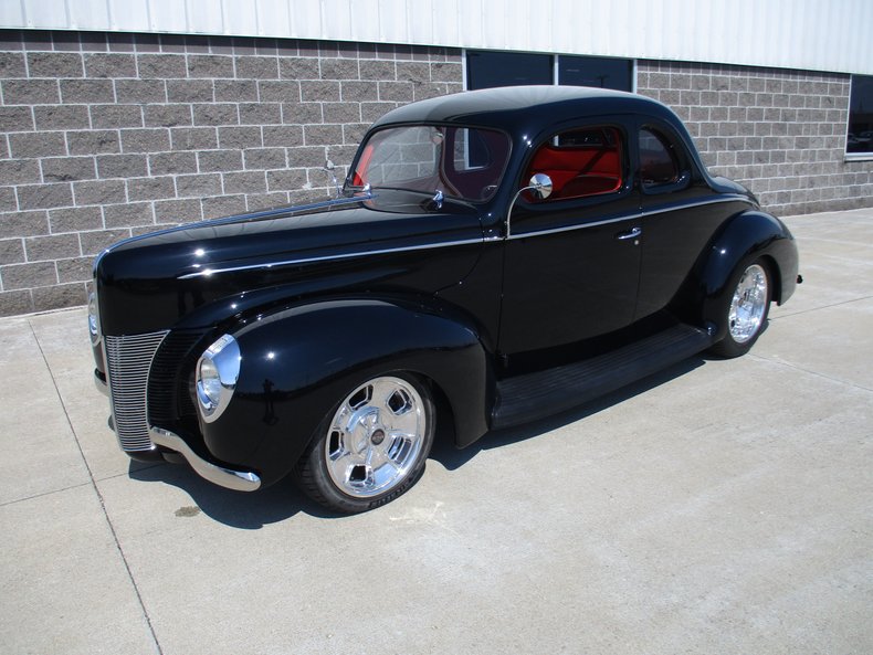 1940 Ford Custom Hot Rod Coupe 38