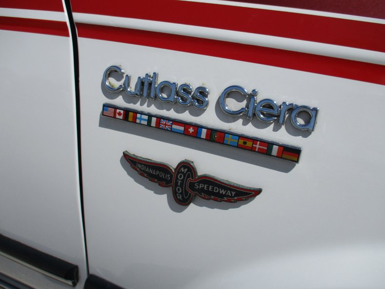1985 Oldsmobile Cutlass Ciera Indy 500 Festival Parade Car 9