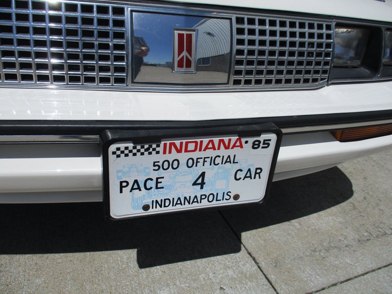 1985 Oldsmobile Cutlass Ciera Indy 500 Festival Parade Car 7