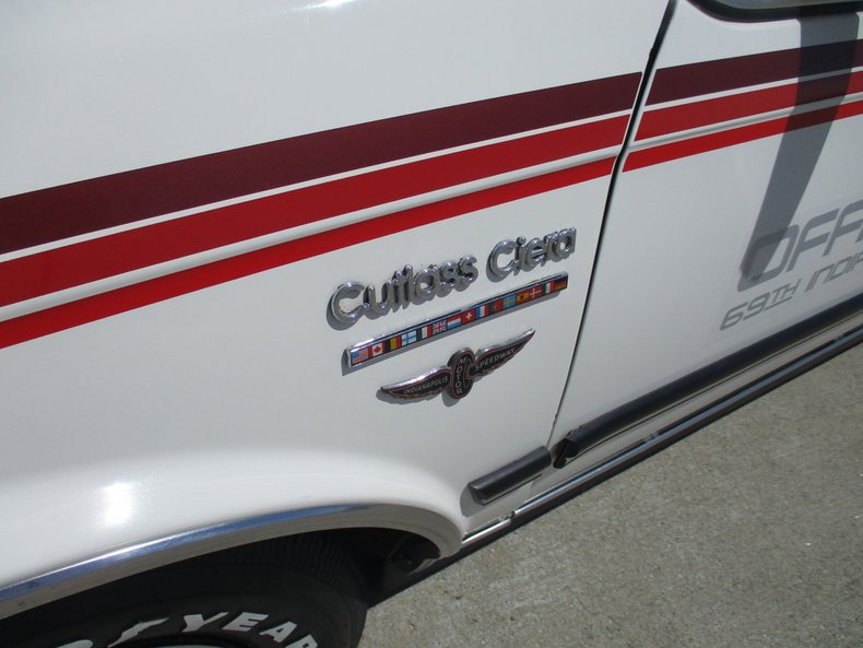 1985 Oldsmobile Cutlass Ciera Indy 500 Festival Parade Car 29