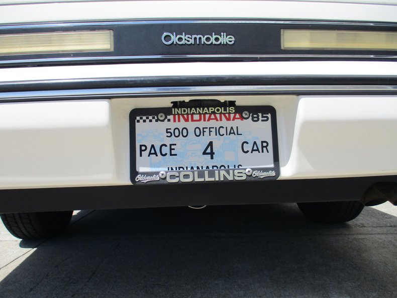 1985 Oldsmobile Cutlass Ciera Indy 500 Festival Parade Car 39