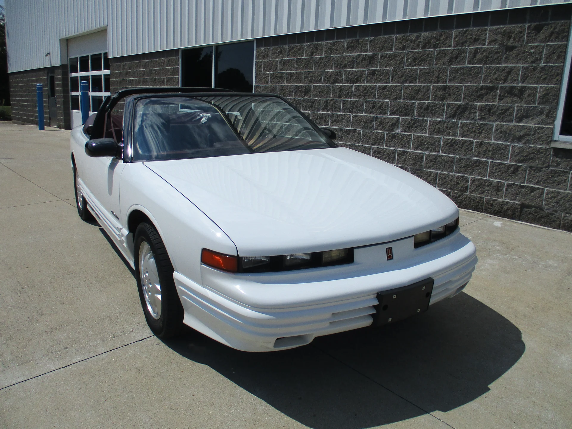 1993 Oldsmobile Cutlass Supreme - Photo 6