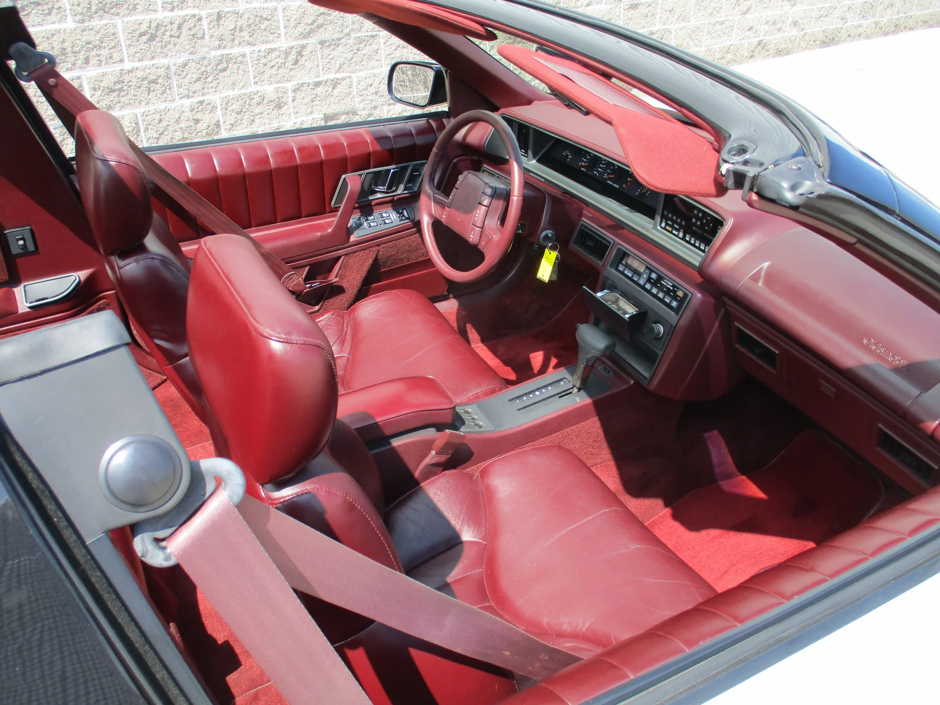 1993 Oldsmobile Cutlass Supreme - Photo 17