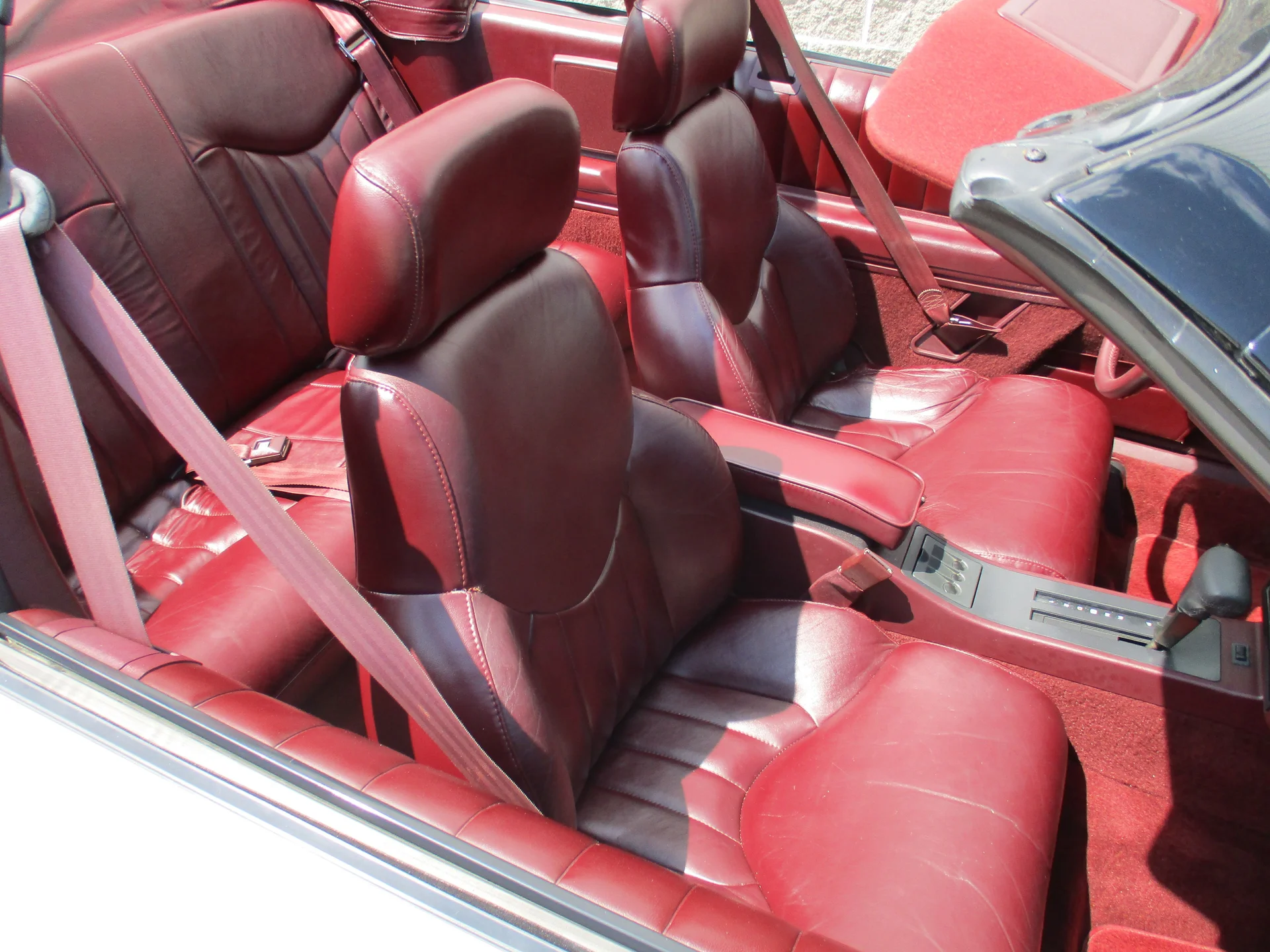 1993 Oldsmobile Cutlass Supreme - Photo 18