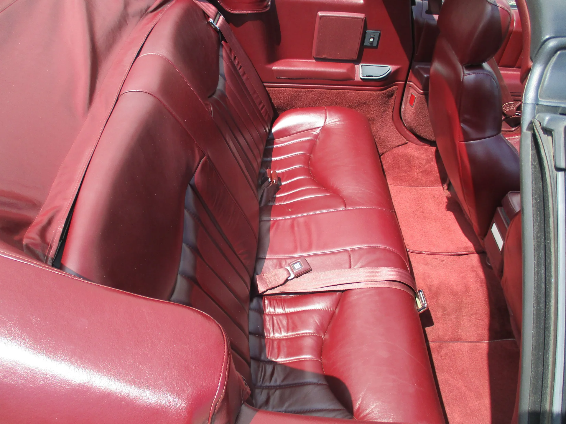 1993 Oldsmobile Cutlass Supreme - Photo 21