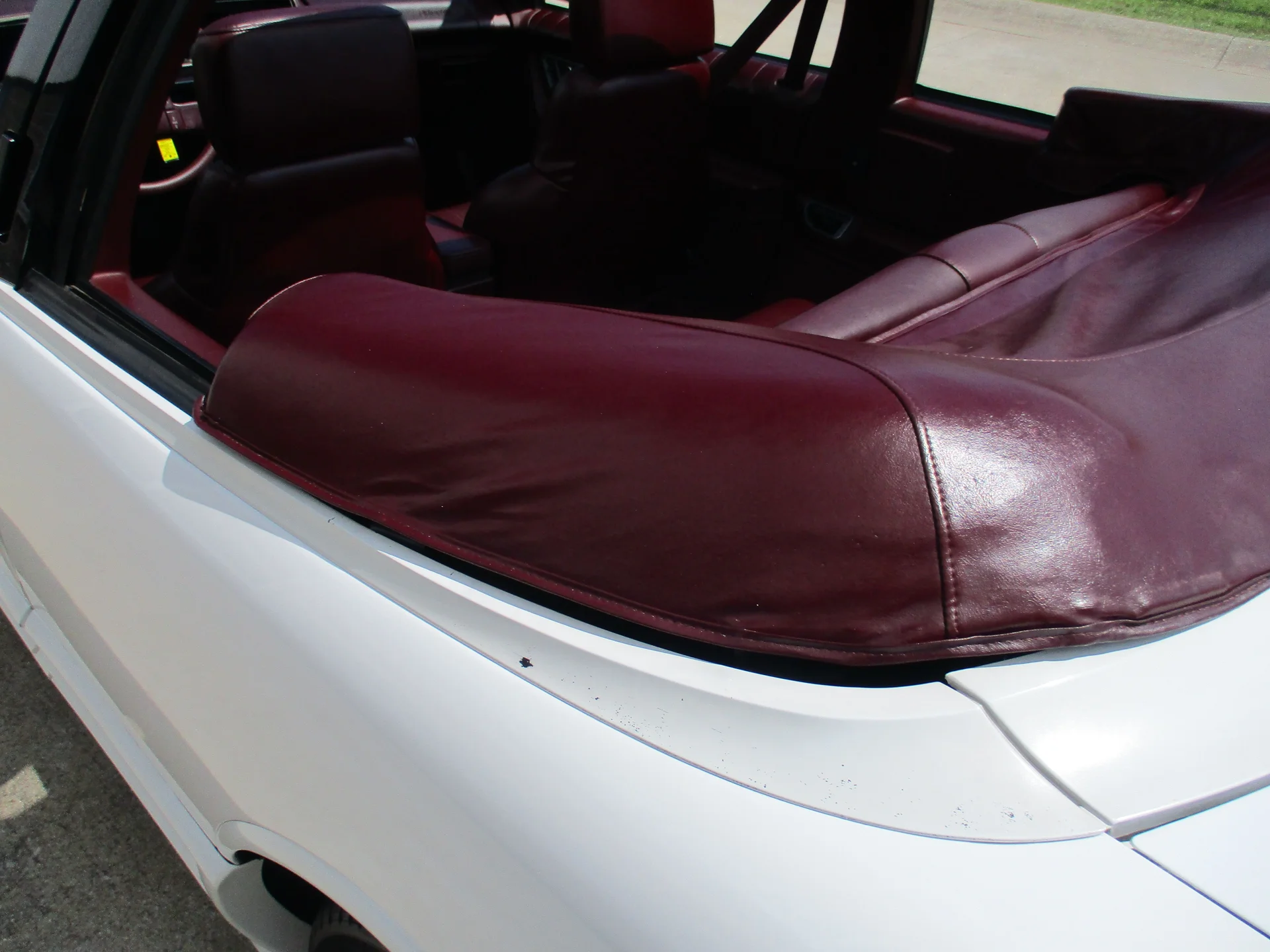 1993 Oldsmobile Cutlass Supreme - Photo 32