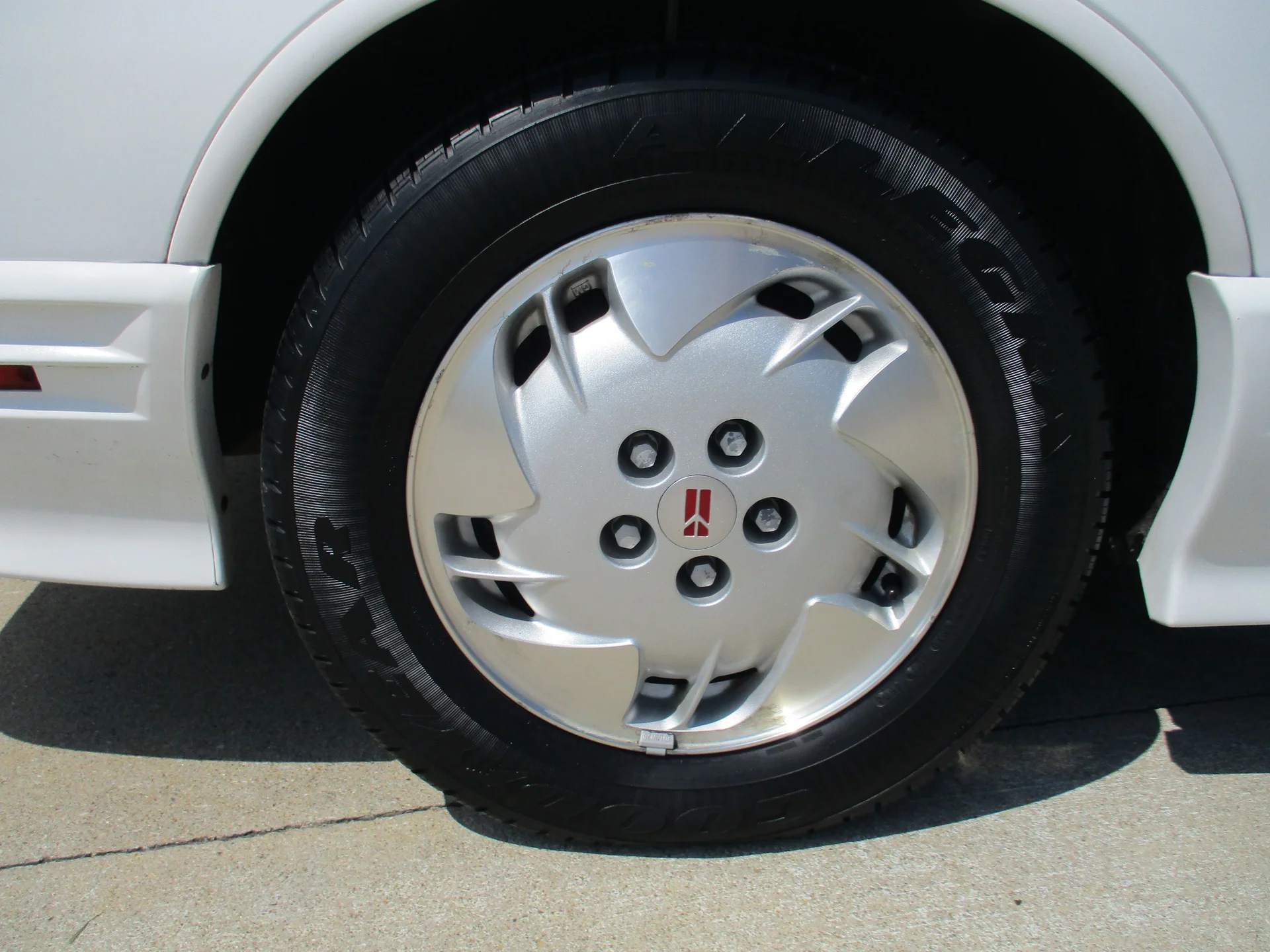 1993 Oldsmobile Cutlass Supreme - Photo 31