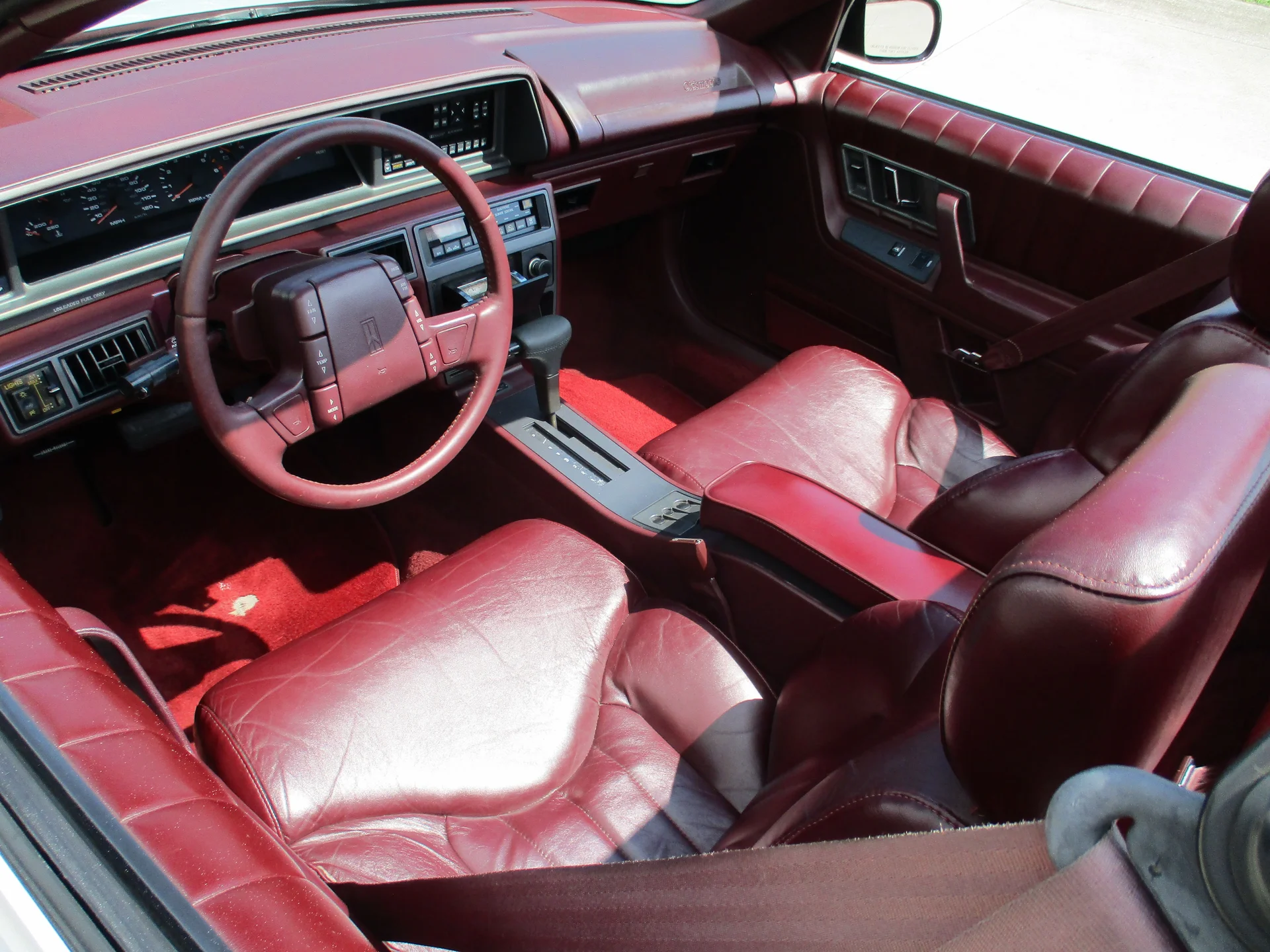 1993 Oldsmobile Cutlass Supreme - Photo 36