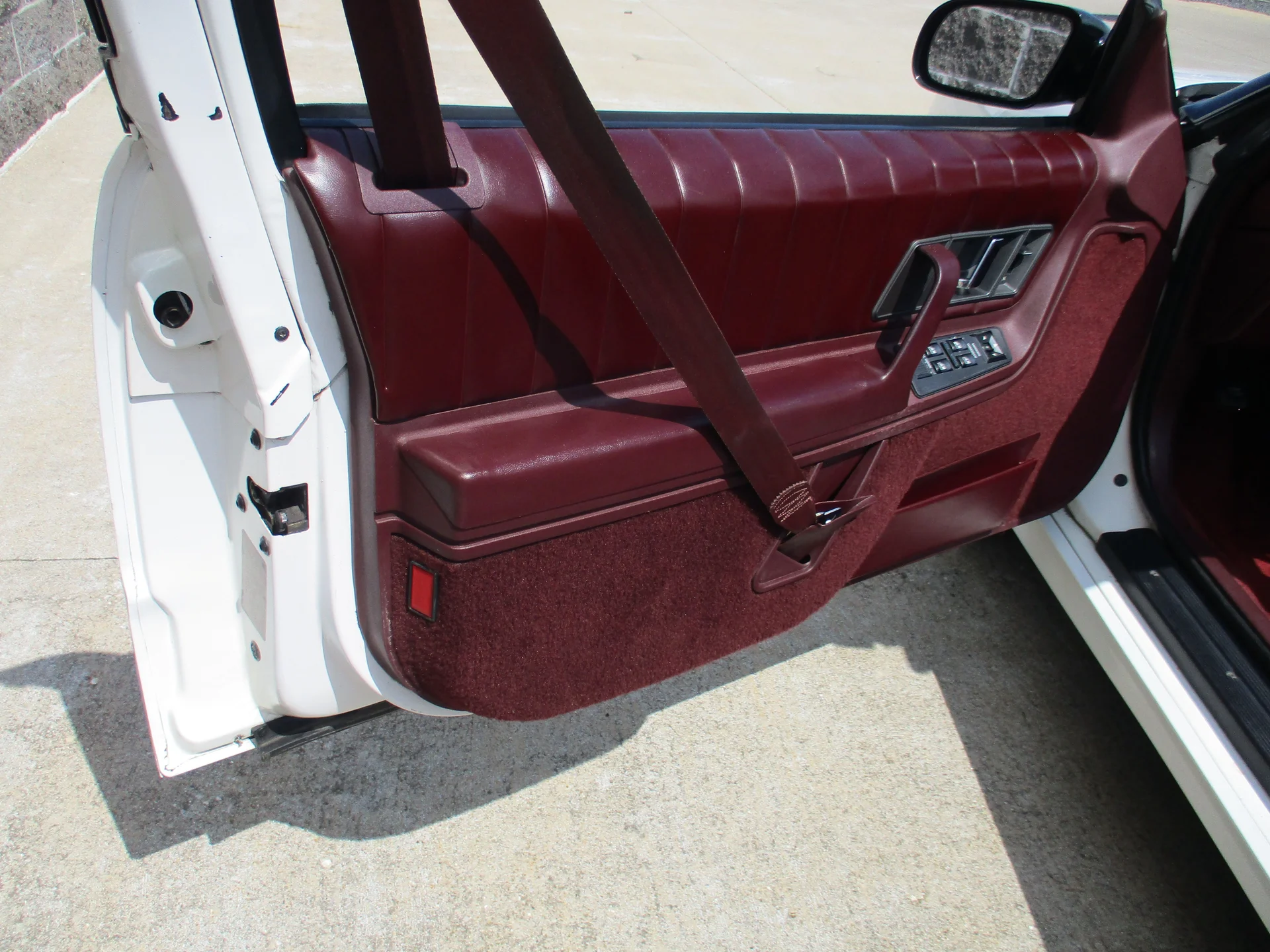 1993 Oldsmobile Cutlass Supreme - Photo 38