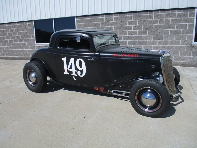 1934 Ford 3 Window Hiboy Coupe 1