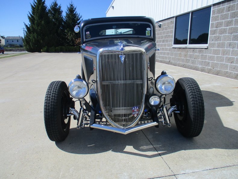 1934 Ford 3 Window Hiboy Coupe 5