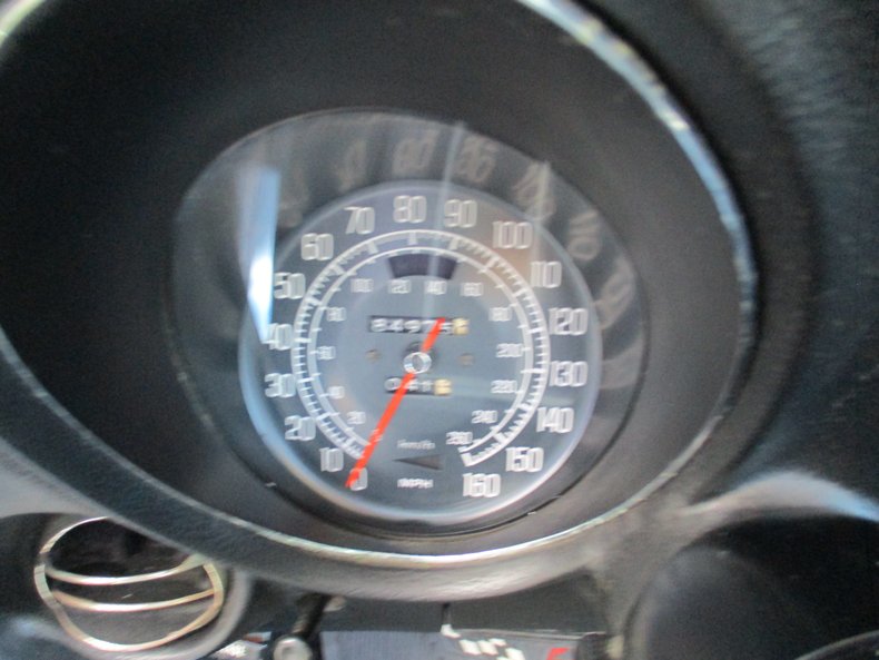 1977 Chevrolet Corvette 40