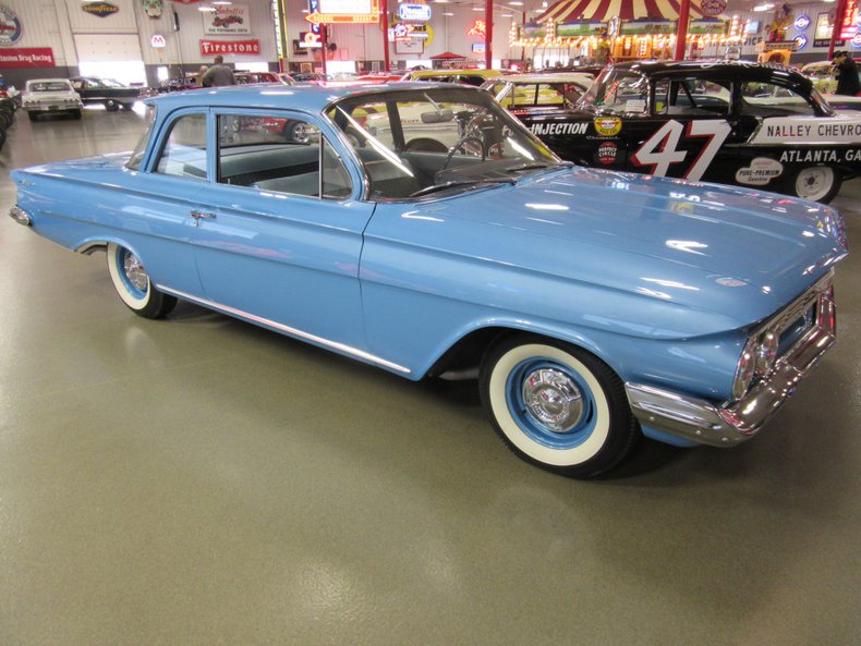 1961 Chevrolet Biscayne 8