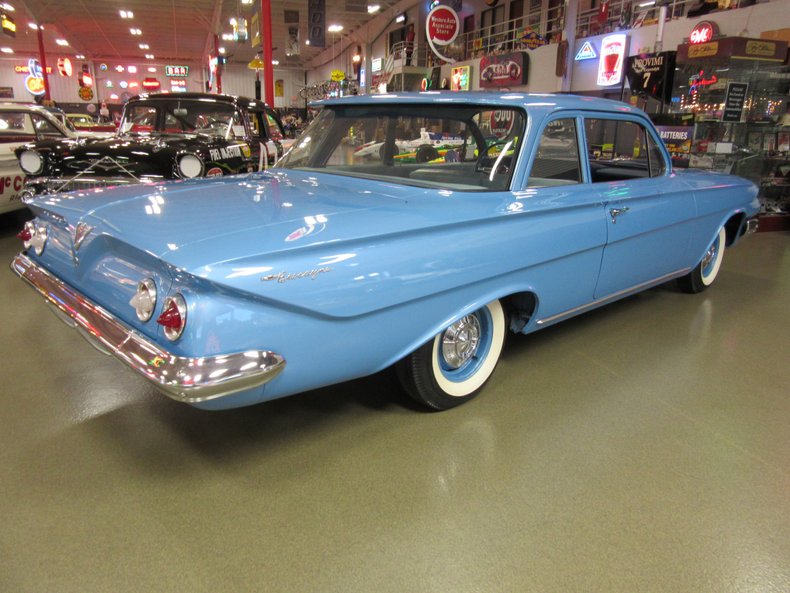 1961 Chevrolet Biscayne 10