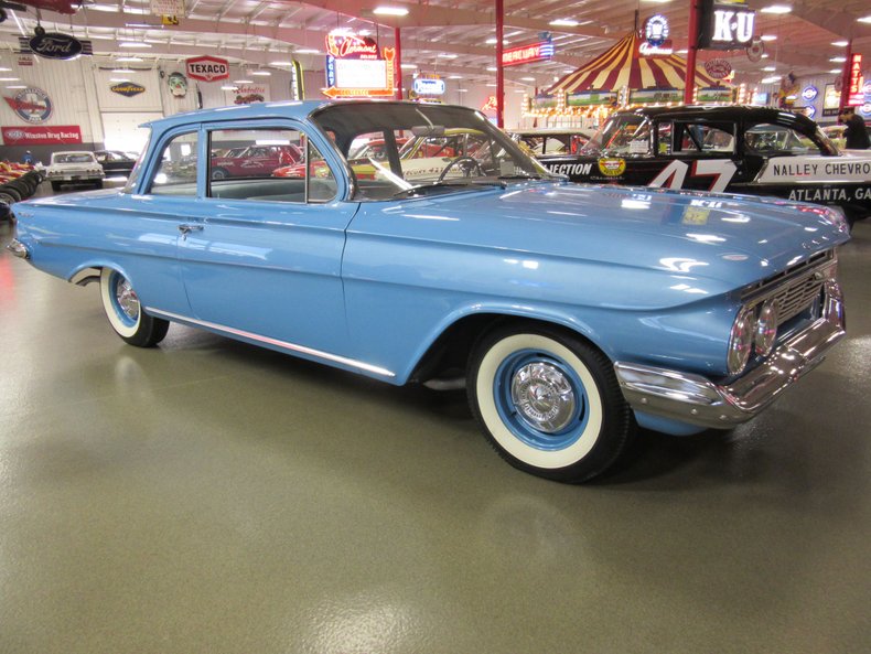1961 Chevrolet Biscayne 14
