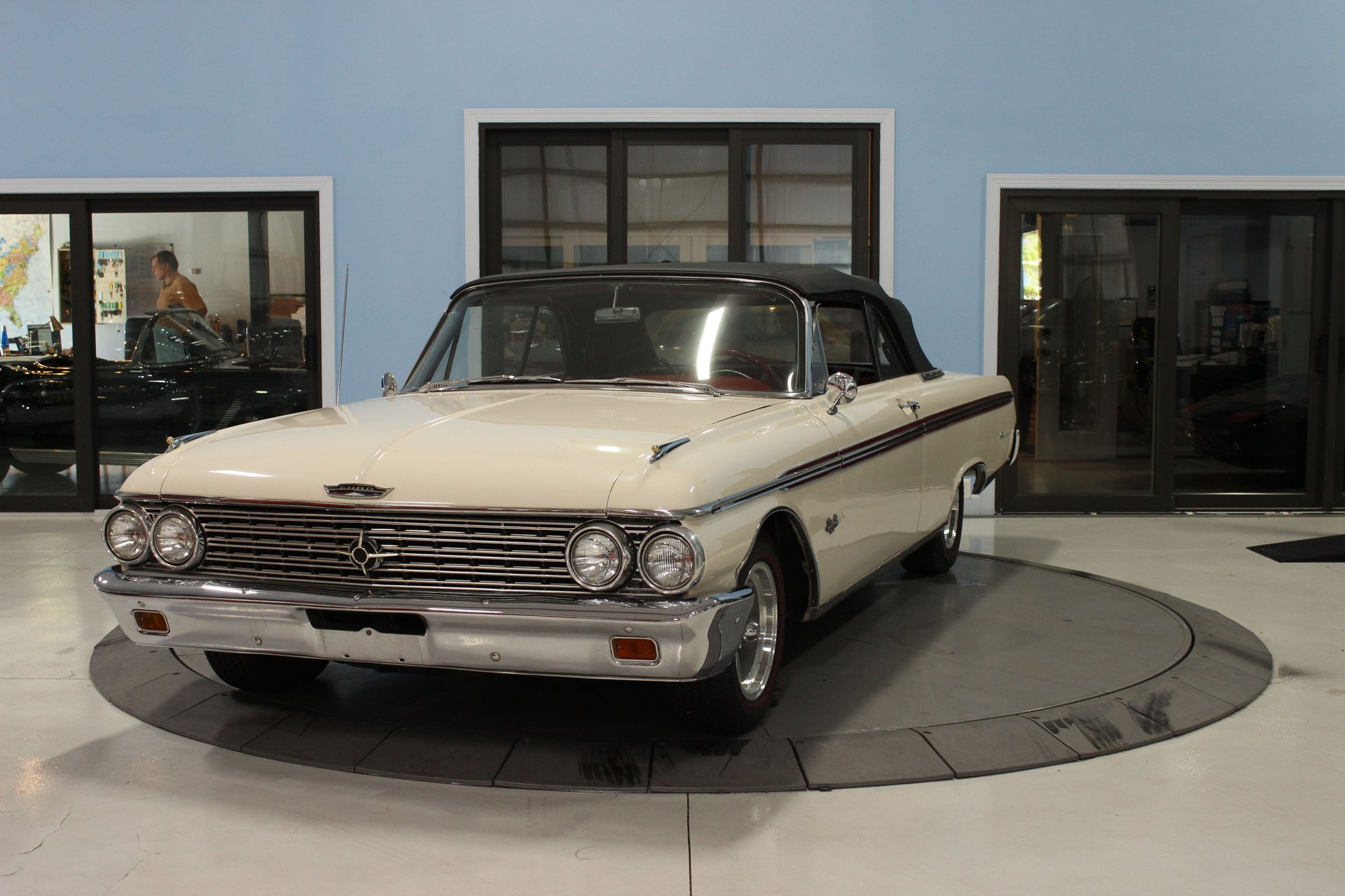 1962 ford galaxie sunliner 500