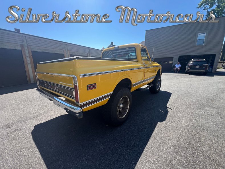 1001443 | 1970 GMC K1500 1/2 Ton Pickup | Silverstone Motorcars, LLC