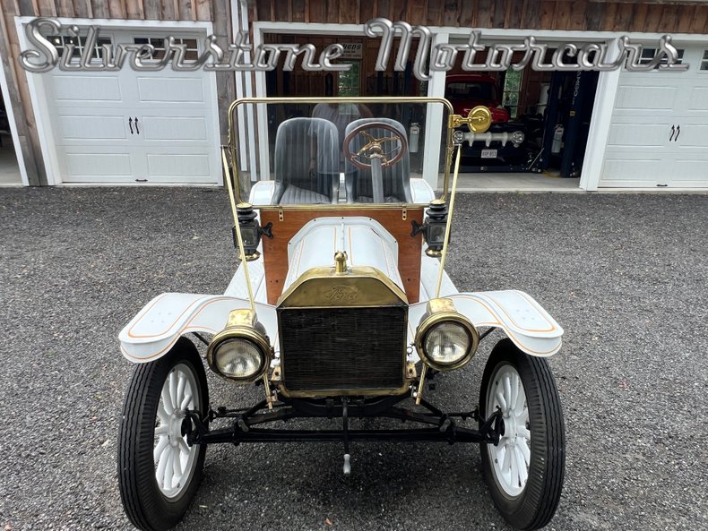 1001454 | 1913 Ford Model T Speedster | Silverstone Motorcars, LLC