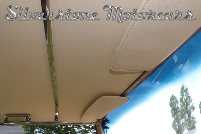 100609 | 1958 Chrysler Windsor | Silverstone Motorcars, LLC