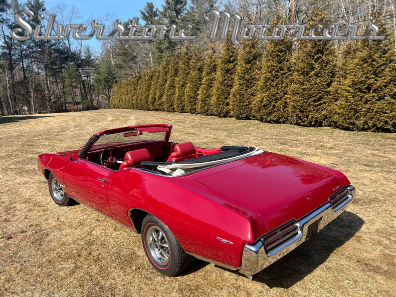 1001318 | 1969 Pontiac GTO RamAir III | Silverstone Motorcars, LLC