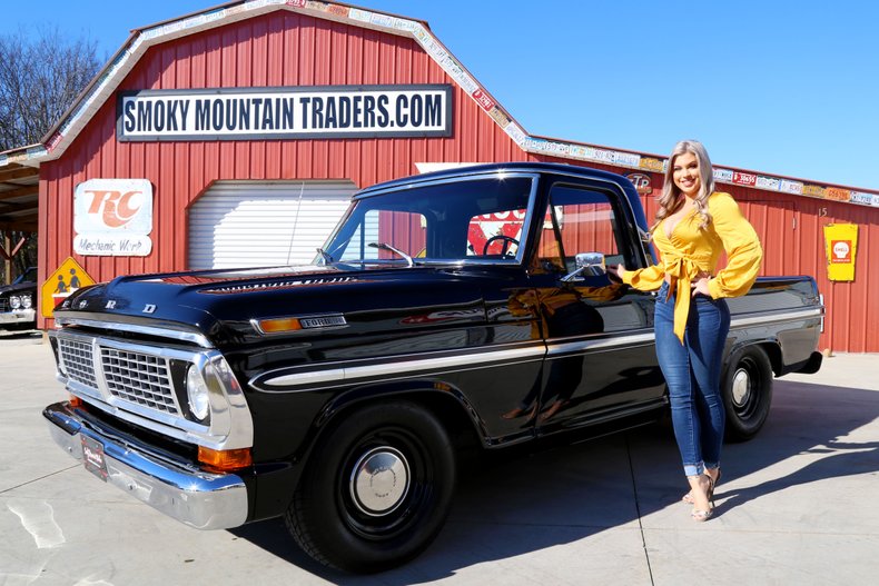 1970 Ford F100 Ranger 302 Small Block V8 3 Speed Manual