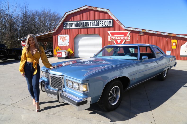 1976 Pontiac Bonneville | Classic Cars & Muscle Cars For Sale in