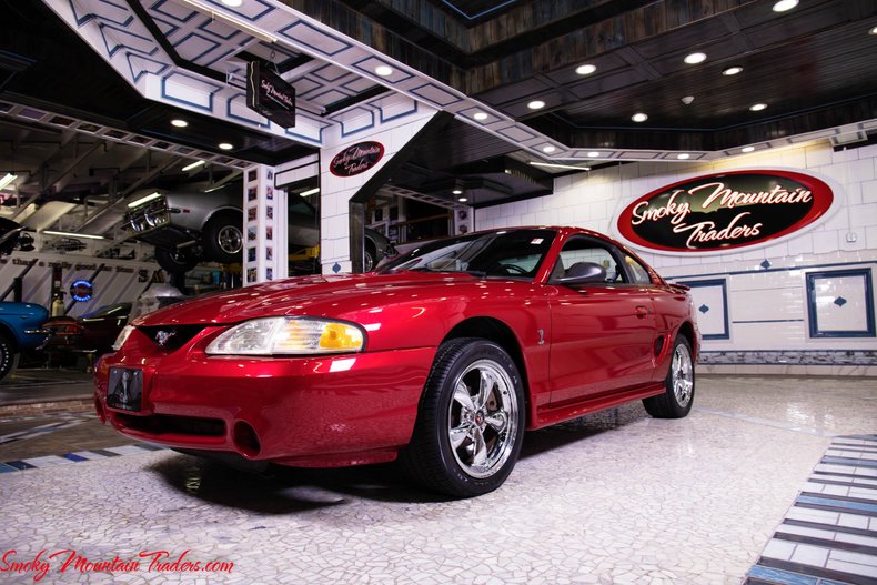 1996 Ford Mustang 8