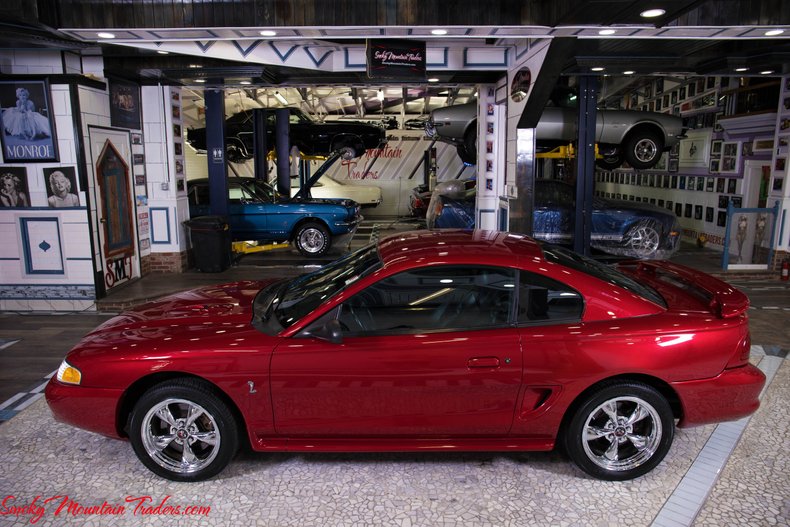 1996 Ford Mustang 35