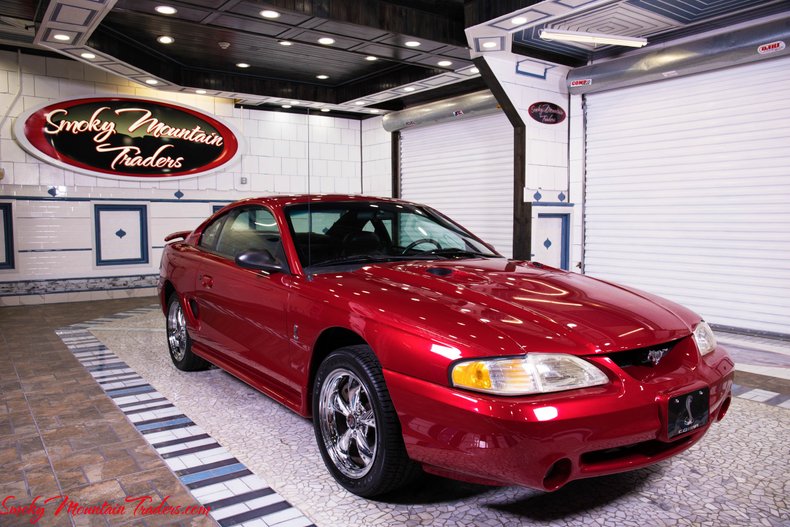 1996 Ford Mustang 10