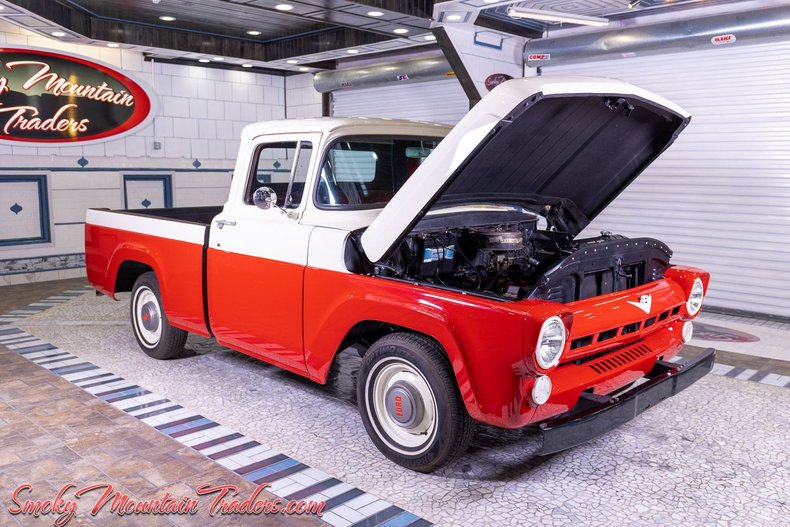 1957 Ford F100 33