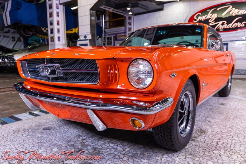1965 Ford Mustang 4