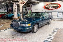 For Sale 1997 Lincoln Town Car