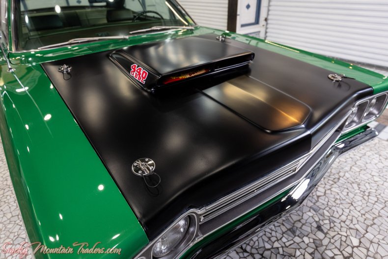 1969 Plymouth Road Runner 13