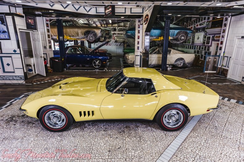 1968 Chevrolet Corvette 42