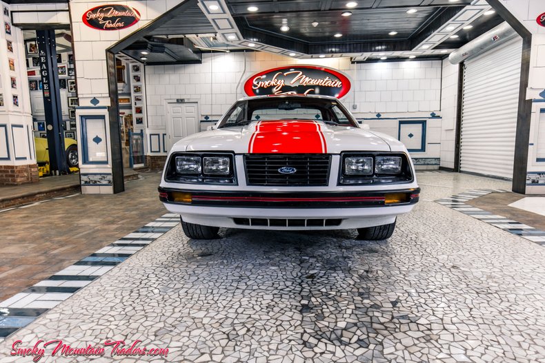 1979 Ford Mustang 10
