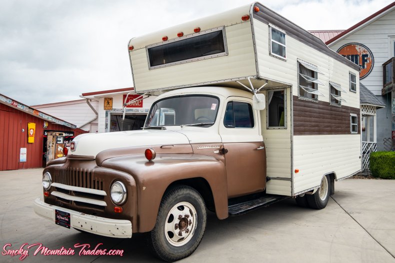 1951 International L-130 - Smokey Mountain Traders