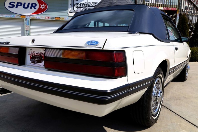 1983 Ford Mustang 25