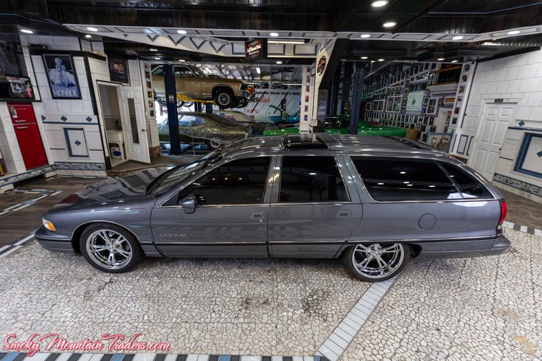 1991 Oldsmobile Custom Cruiser - Smokey Mountain Traders