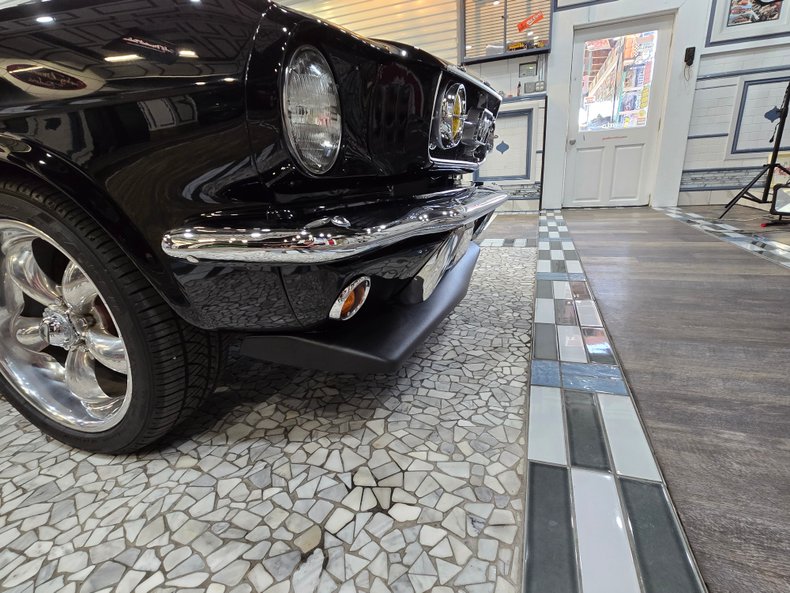 1965 Ford Mustang 6