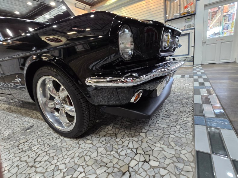 1965 Ford Mustang 7