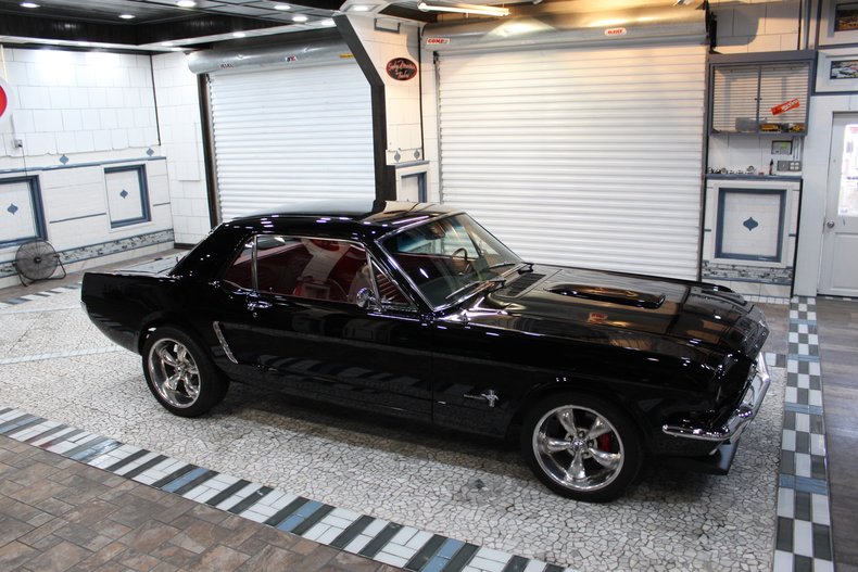 1965 Ford Mustang 24