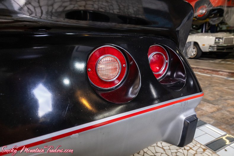 1978 Chevrolet Corvette 23