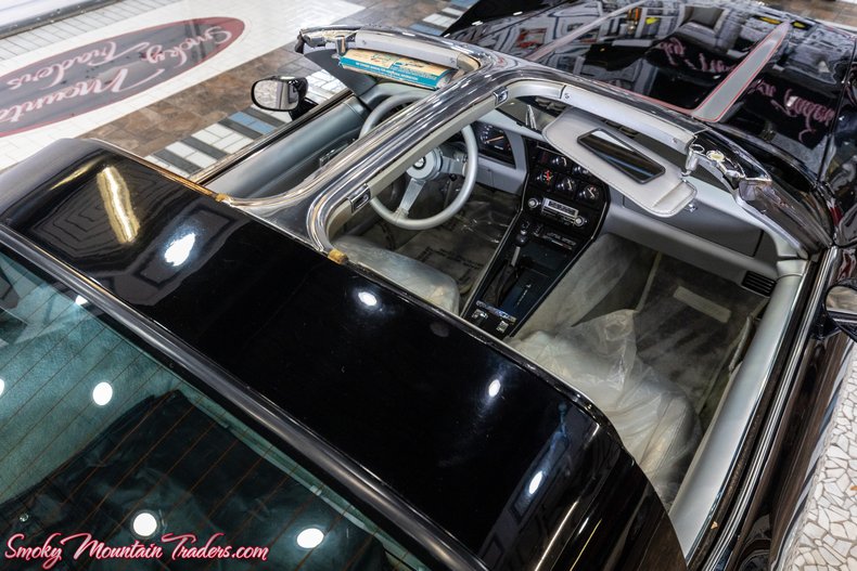 1978 Chevrolet Corvette 17