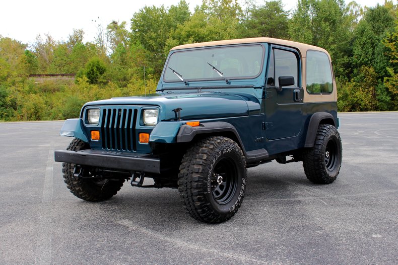 1995 Jeep Wrangler YJ 4x4 4 Cylinder Five Speed 99K Miles 1 Owner Clean  CarfaxSmoky Mountain Auto Sales
