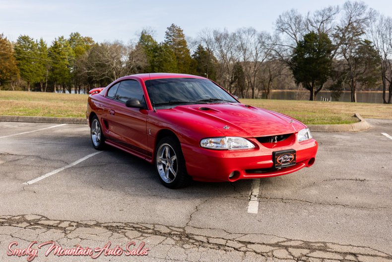 1997 Ford Mustang 8