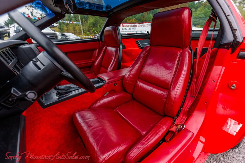1985 Chevrolet Corvette 29