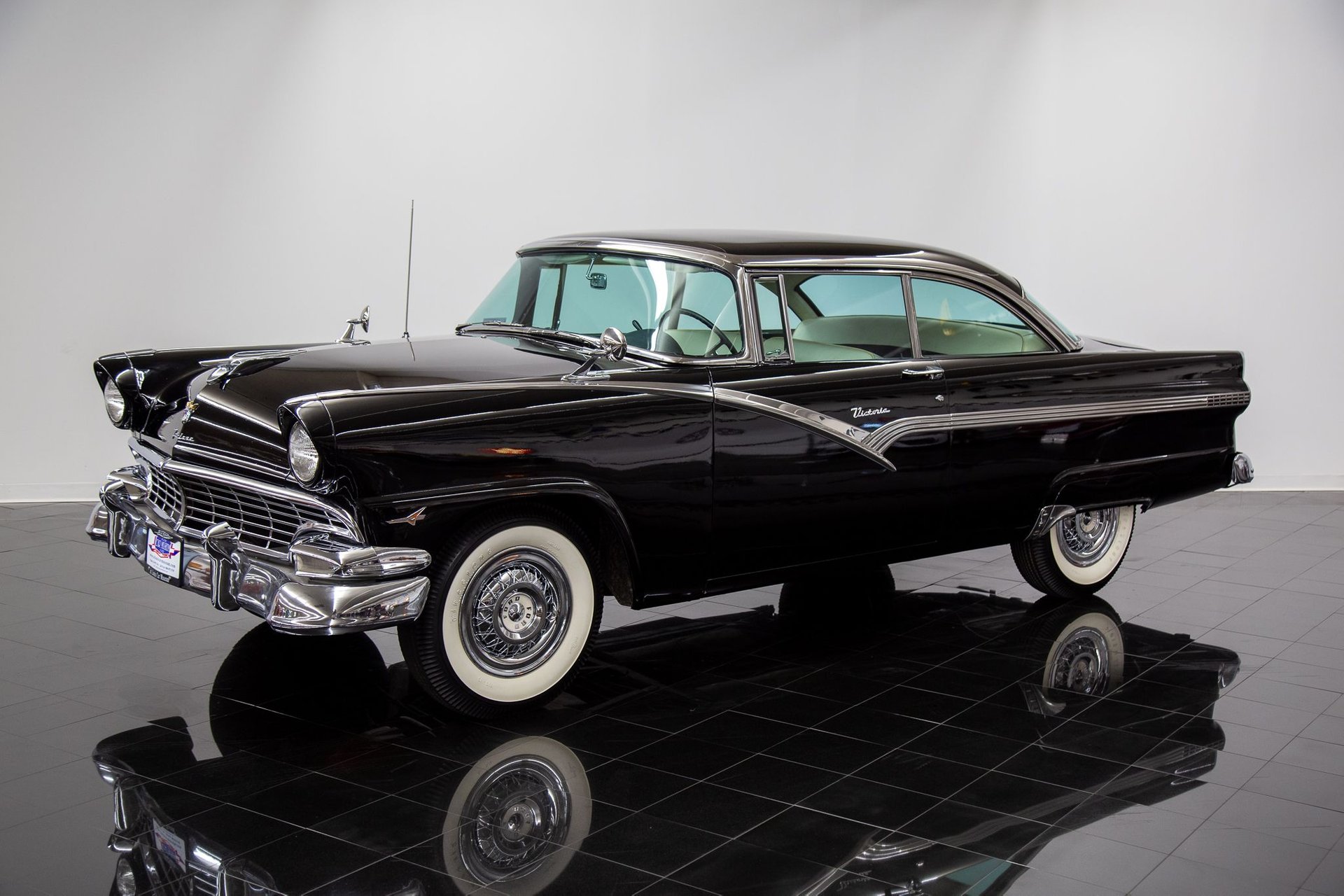 1956 Ford Fairlane For Sale | St. Louis Car Museum