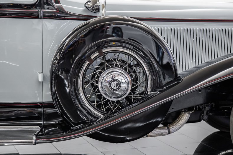 1931 Chrysler Imperial 107
