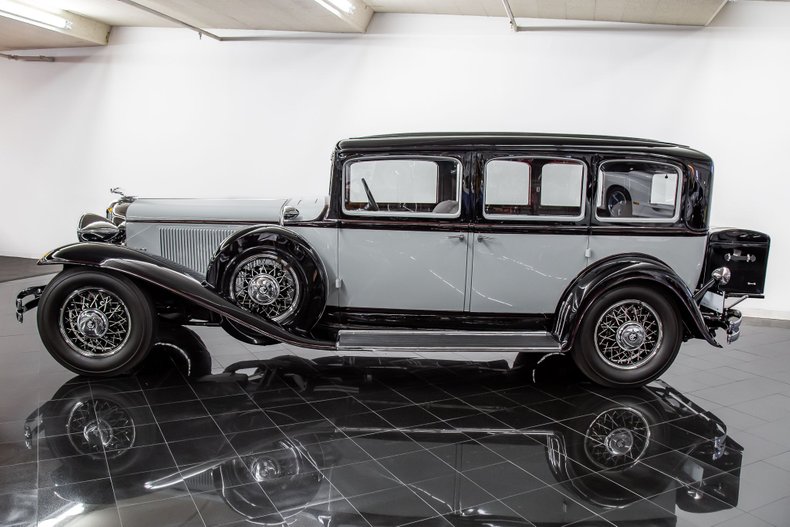 1931 Chrysler Imperial 4